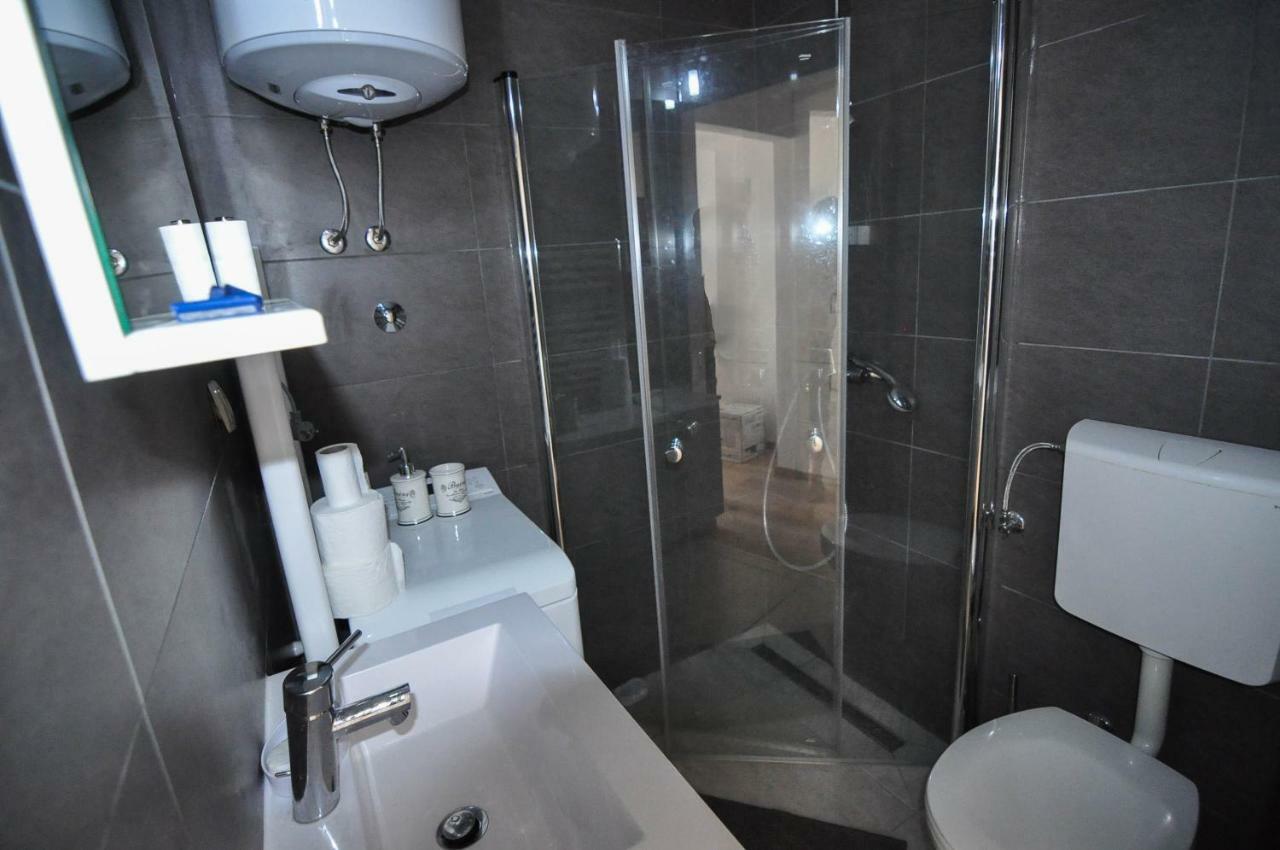 Apartment Helen Icici Luaran gambar